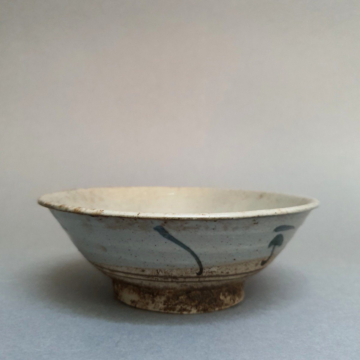 Coupe En Grès vernissé,  Asie Du Sud 1400 à 1600 Après Jc-photo-1