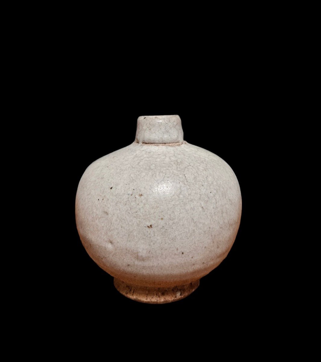 White Stoneware Pot, Longquan, China, Ming Period (1368 - 1644)-photo-3