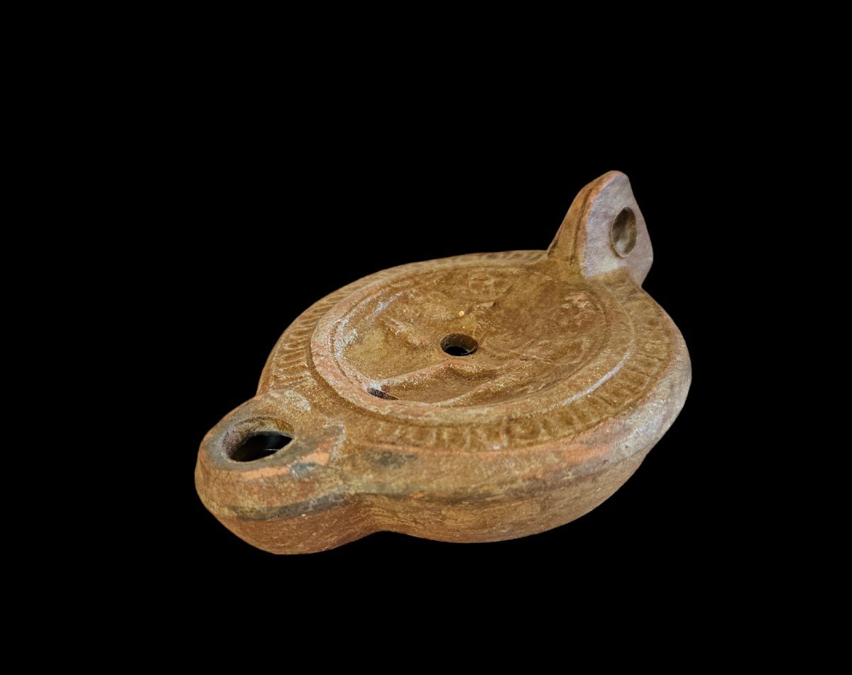Lampe à Huile Bassin Méditerranéen, époque Romaine, 150 à 250 Ap Jc, ( Type Bussière Dx I ) -photo-3