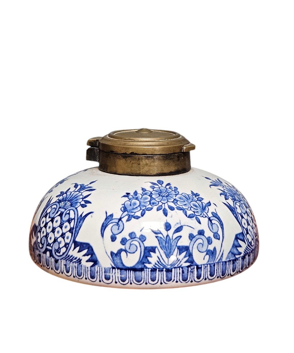 Inkwell In Earthenware With Blue And White Floral Decoration, Brass Frame, Late 19th Century-photo-7
