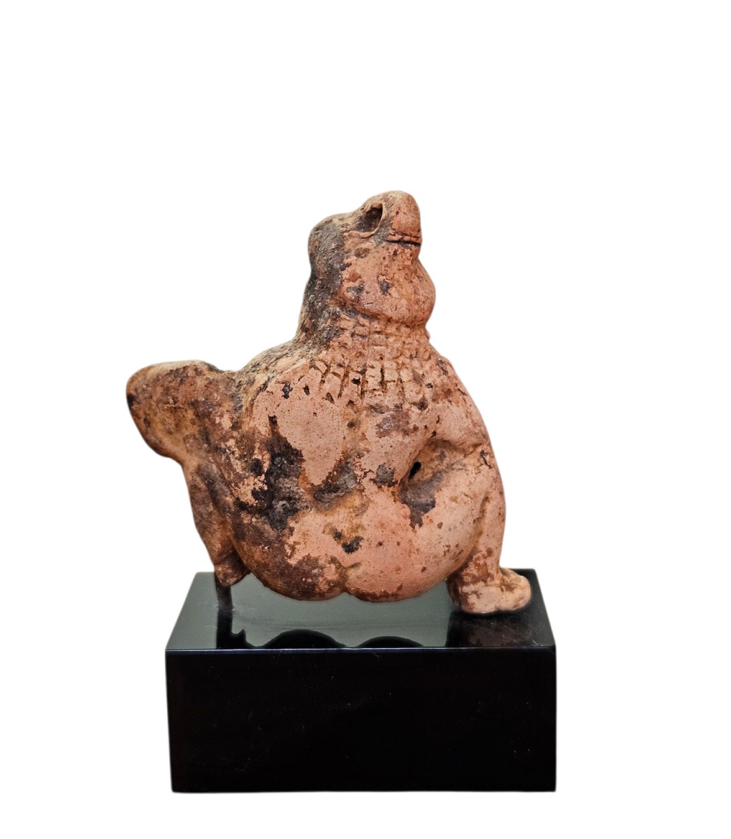 Statuette Époque gréco-romaine, bassin méditerranéen, 300 à 100 avant JC.-photo-1