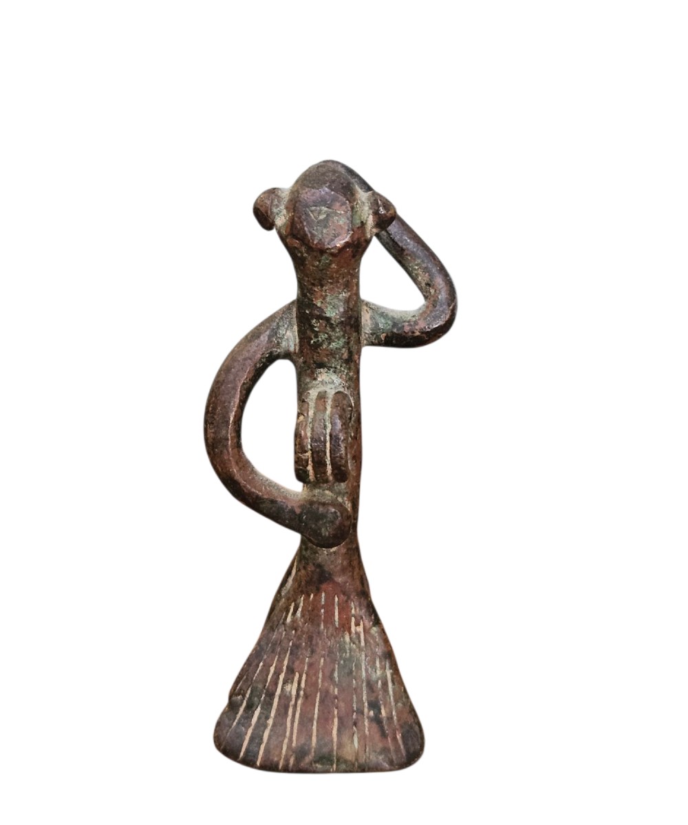 Pendentif "homme oiseau"  Tussian, Burkina Faso. XIXe siècle ou antérieur.-photo-1