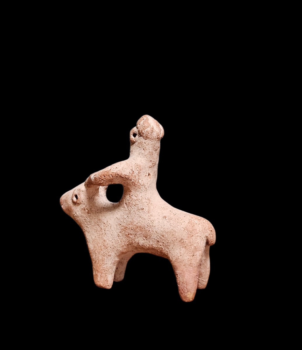 Dignitary Or Deity Riding A Sacred Bull, Syro-anatolian Area-photo-3