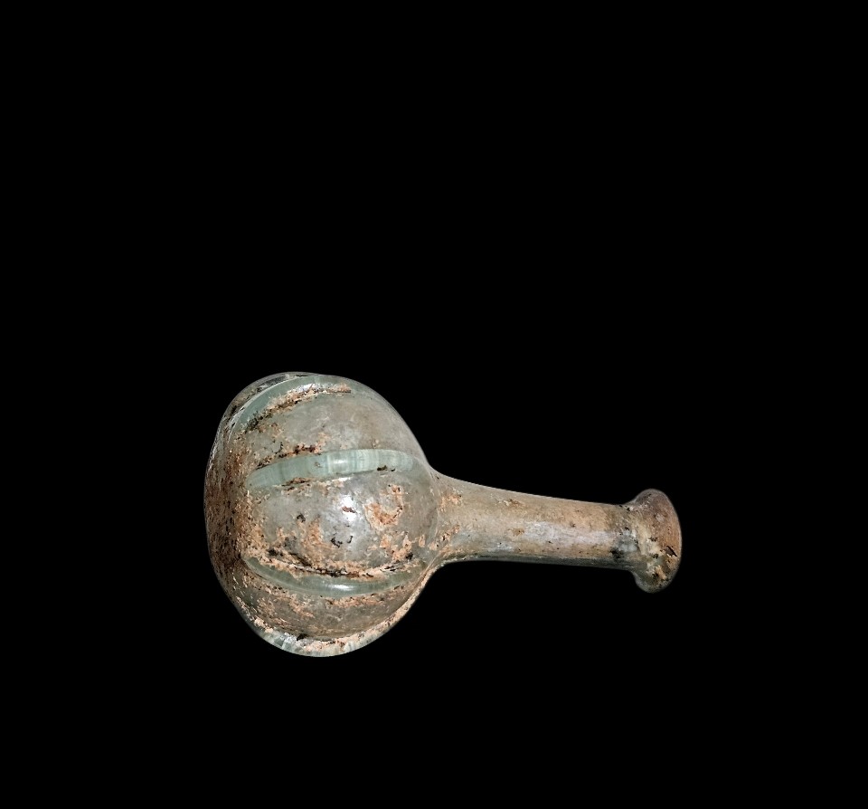 Flacon à parfum  côtelé, verre soufflé, art romain, fin Ier siècle avJC  à  IIe siècle ap JC-photo-5