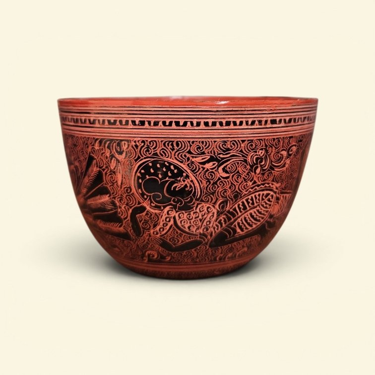 Two 20th-century Bowls From Burma-photo-2