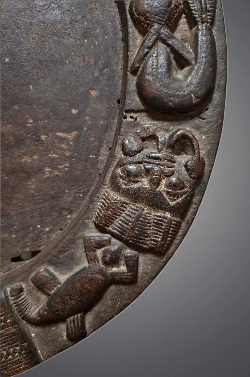 plateau de divination du culte Ifá Yoruba – attribué à un atelier de la région d’Owo, Nigeria.-photo-4