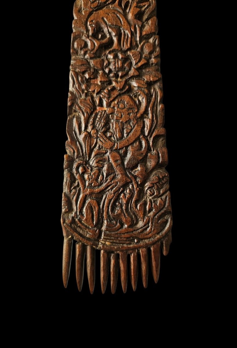 19th-century Wooden Comb, Bali-photo-1