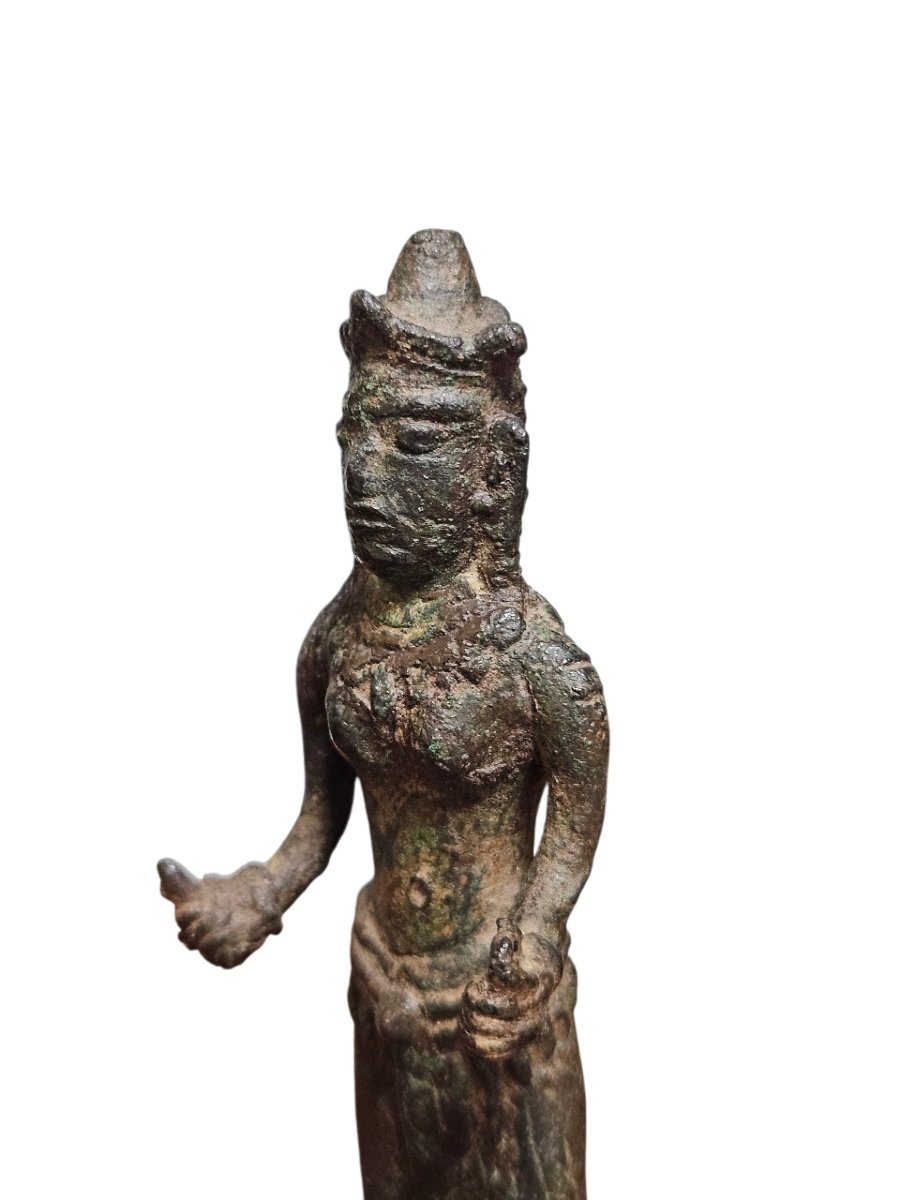 Stauette de divinité, Période pré-Bayon ou antérieure, Cambodge Probablement XIe siècle-photo-1