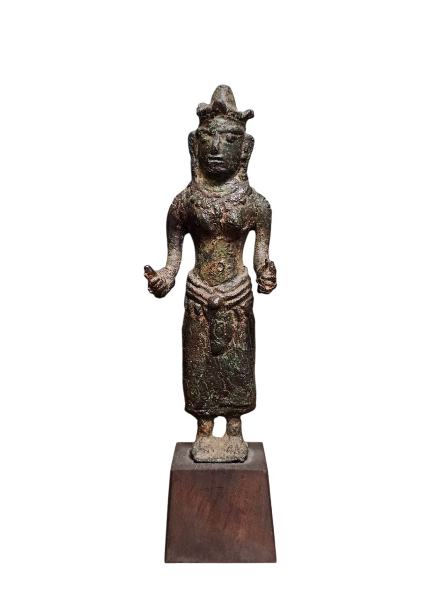 Stauette de divinité, Période pré-Bayon ou antérieure, Cambodge Probablement XIe siècle