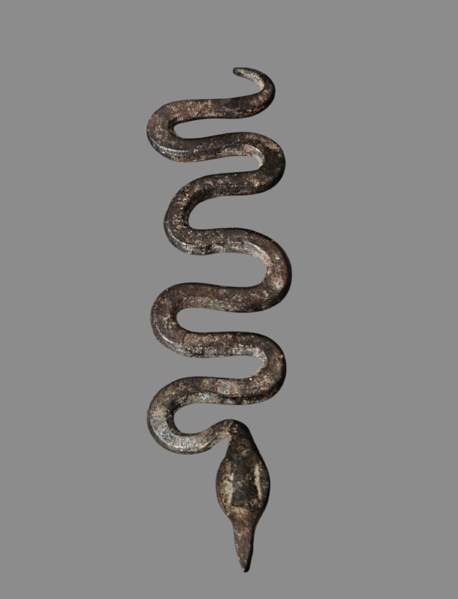Serpent  Lobi, Burkina Faso. Fin du XIXᵉ – début du XXᵉ siècle.
