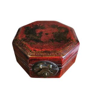 Antique Chinese Red Lacquered Wooden Box – Dragon And Phoenix – Early 20th Century