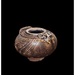 Pot à chaux khmer Cambodge XIIème siècle
