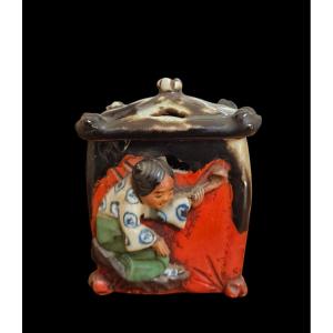  Sumida Gawa Ceramic Incense Burner, Taisho Period, Japan (1912 - 1926)