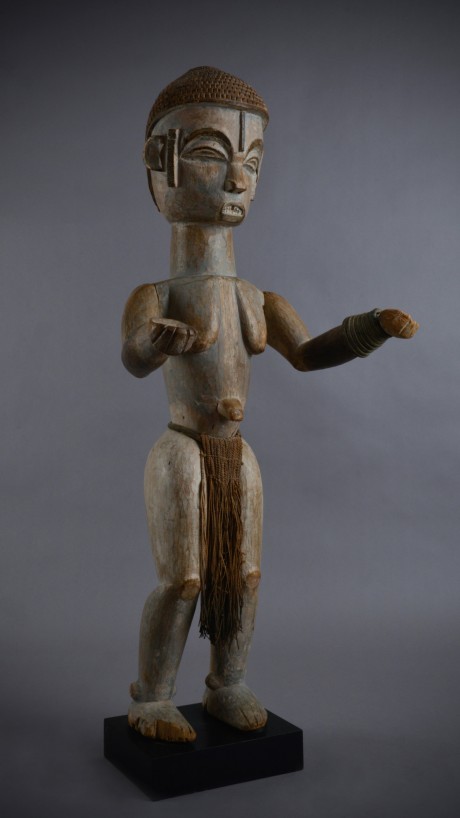 Izzi Igbo, Figure d'autel, Statue