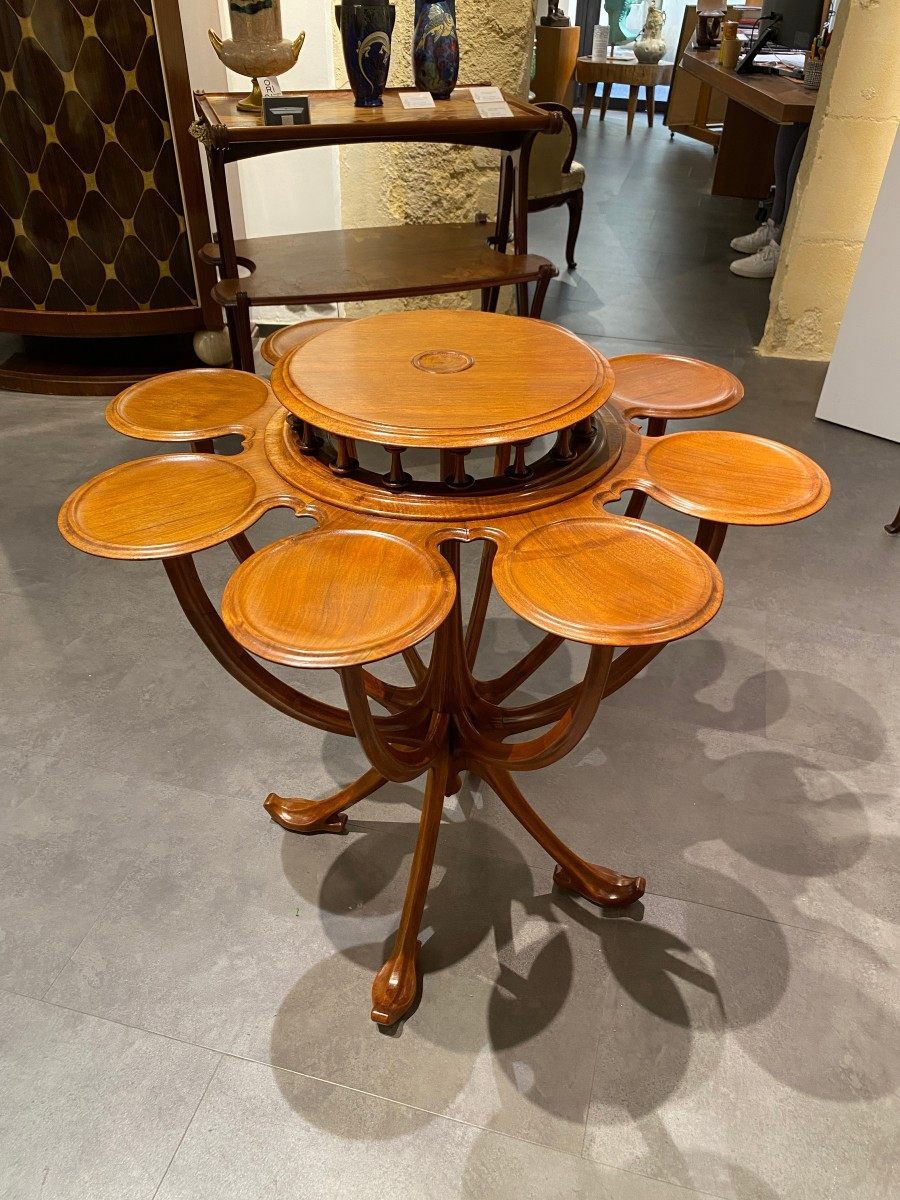 Pierre Selmersheim, Table à thé, Meuble Art Nouveau Acajou