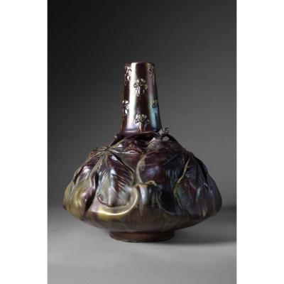 Ernest Bussiere, Vase Marronier à Peau De Verre Irisée. Signé Bussière - Art Nouveau