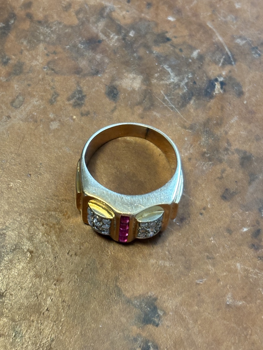 Bague Tank Art Déco en or jaune 18 carats, diamants taille rose et rubis baquetes-photo-4