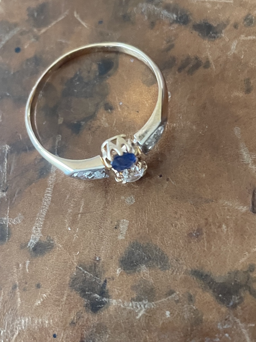 Antique 18-karat Gold Ring With Sapphire And Diamonds – Art Deco Period-photo-2
