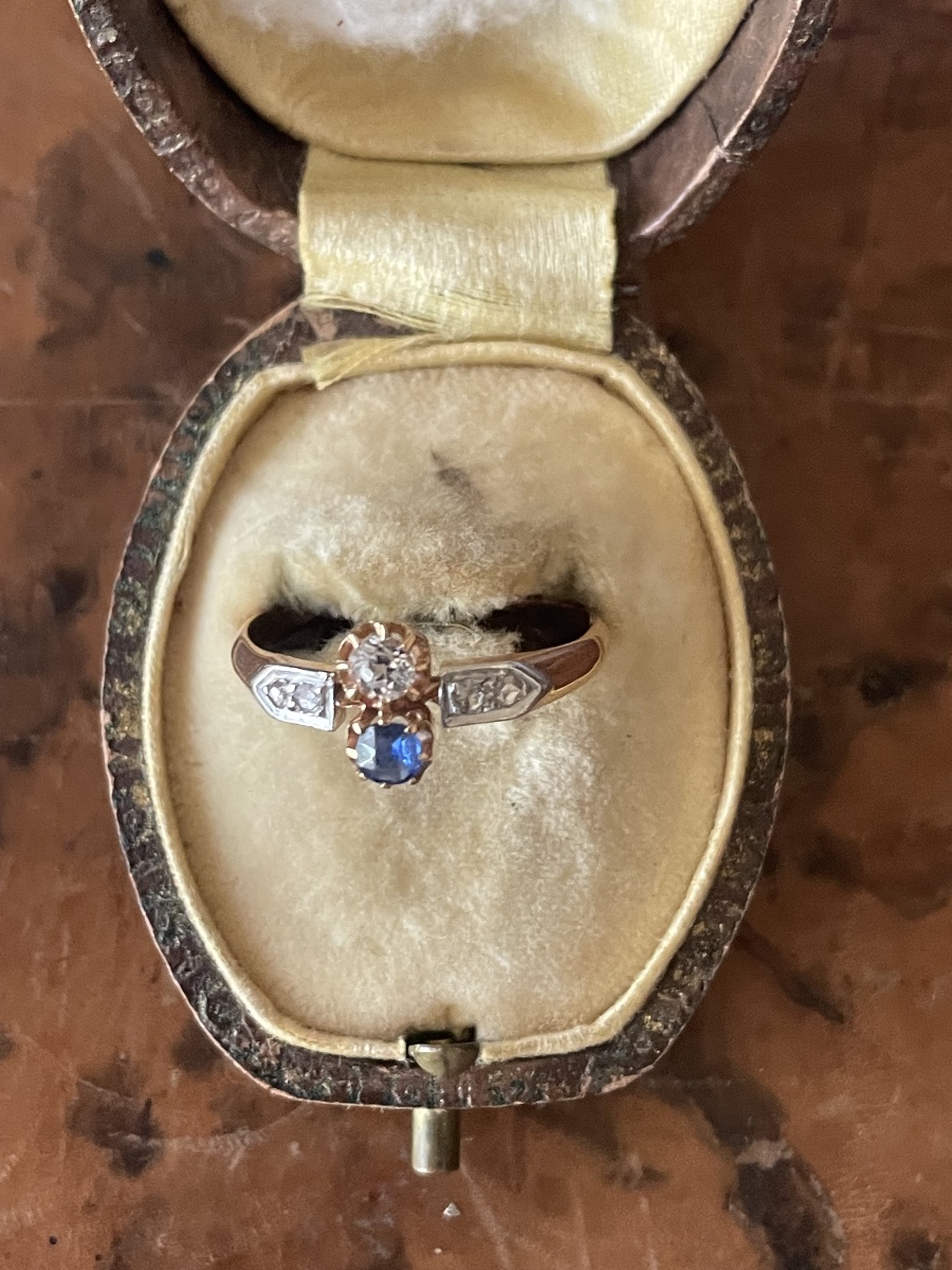 Antique 18-karat Gold Ring With Sapphire And Diamonds – Art Deco Period-photo-4