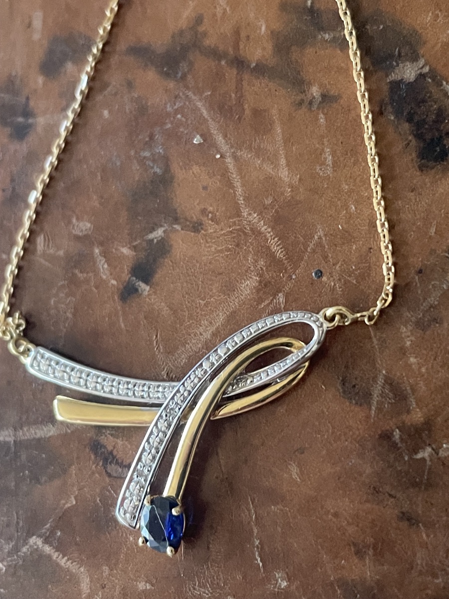 Collier en or 18 carats et or blanc, saphir et diamants – Design contemporain-photo-3