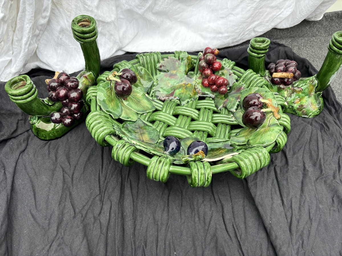 Surtout de Table en Céramique Émaillée – Corbeille Bressane / Barbotine & Bougeoirs Assortis – -photo-5