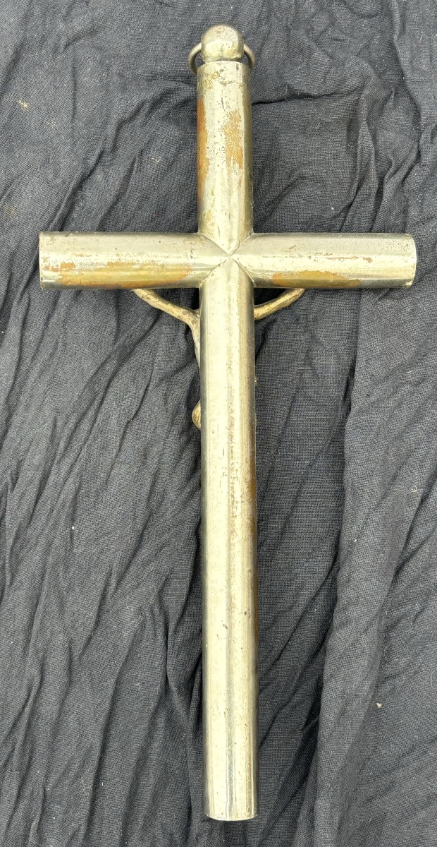 Antique Large Wall-mounted Brass Crucifix Engraved With Flowers And The Monogram "marie"-photo-1