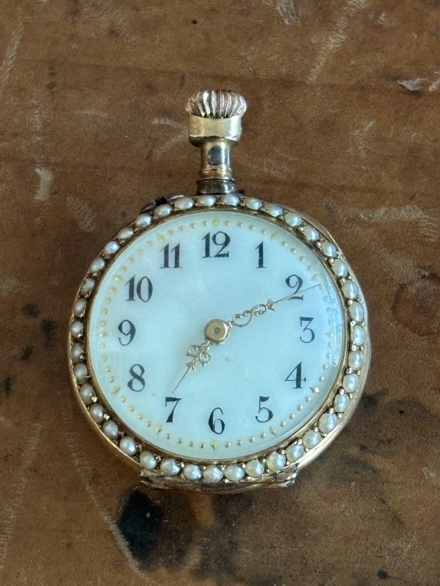 Lecoultre 18k Gold Pocket Watch With Pearl And Rose Petal Accents-photo-2