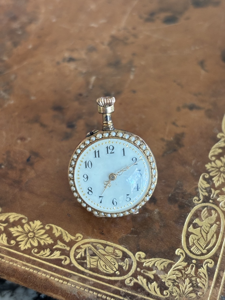 Lecoultre 18k Gold Pocket Watch With Pearl And Rose Petal Accents-photo-3