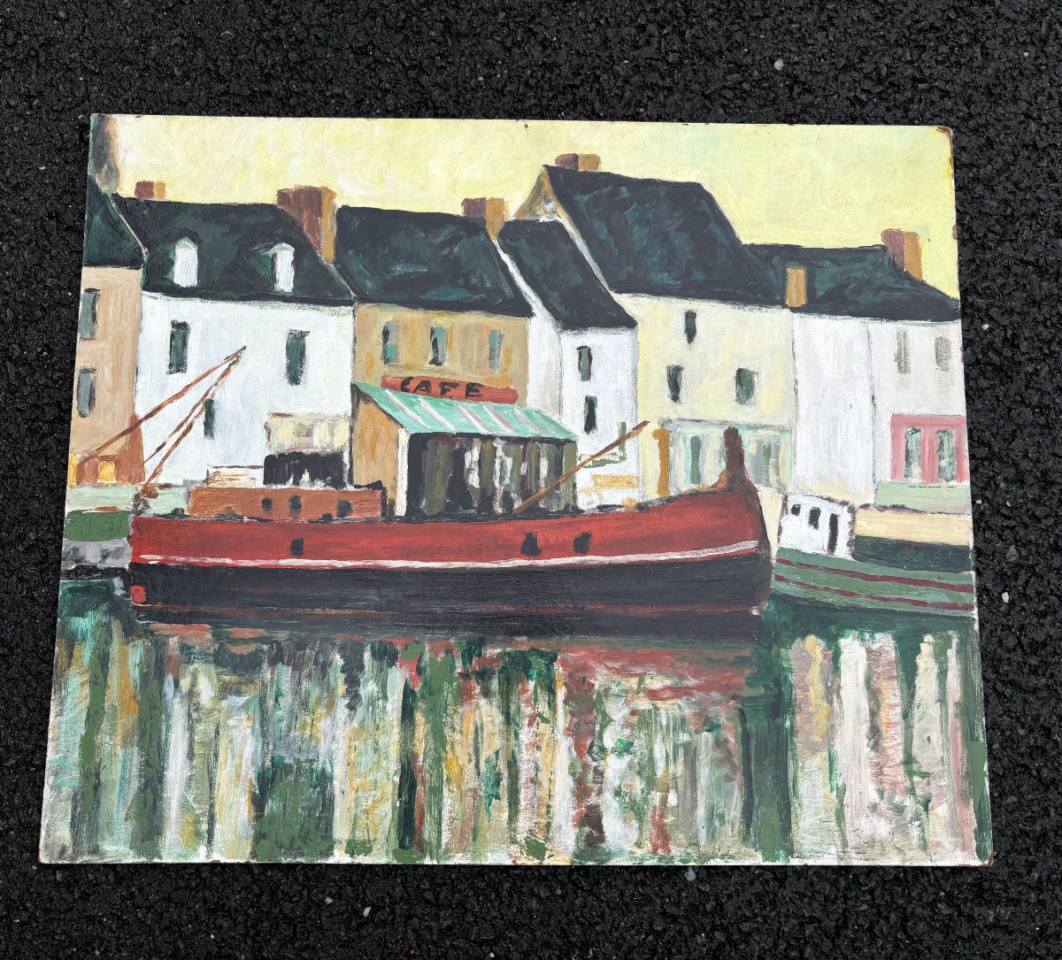 Scène de port au bateau rouge — École française du XXe siècle, peinture sur carton