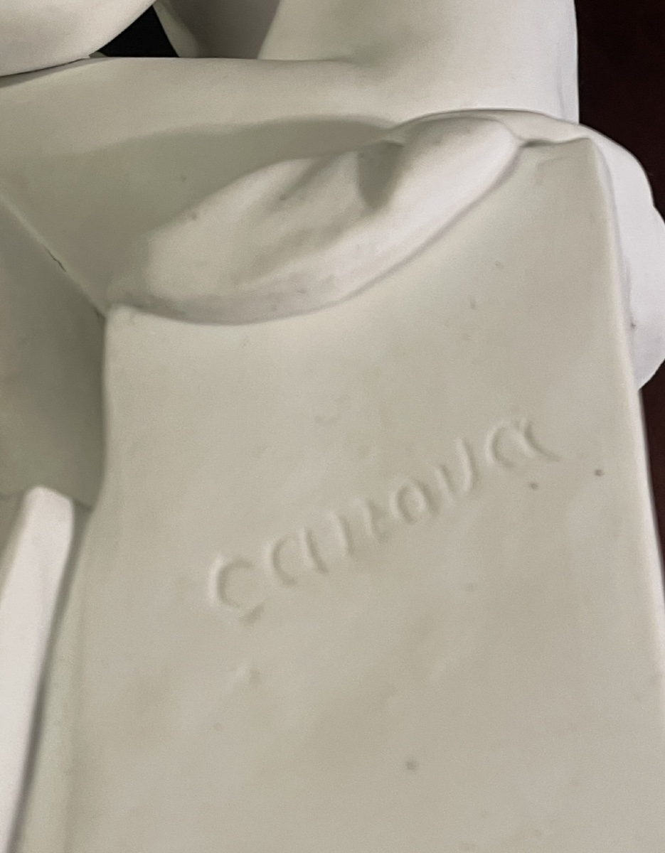 Biscuit signé Canova – Sculpture décorative représentant un enfant-photo-7