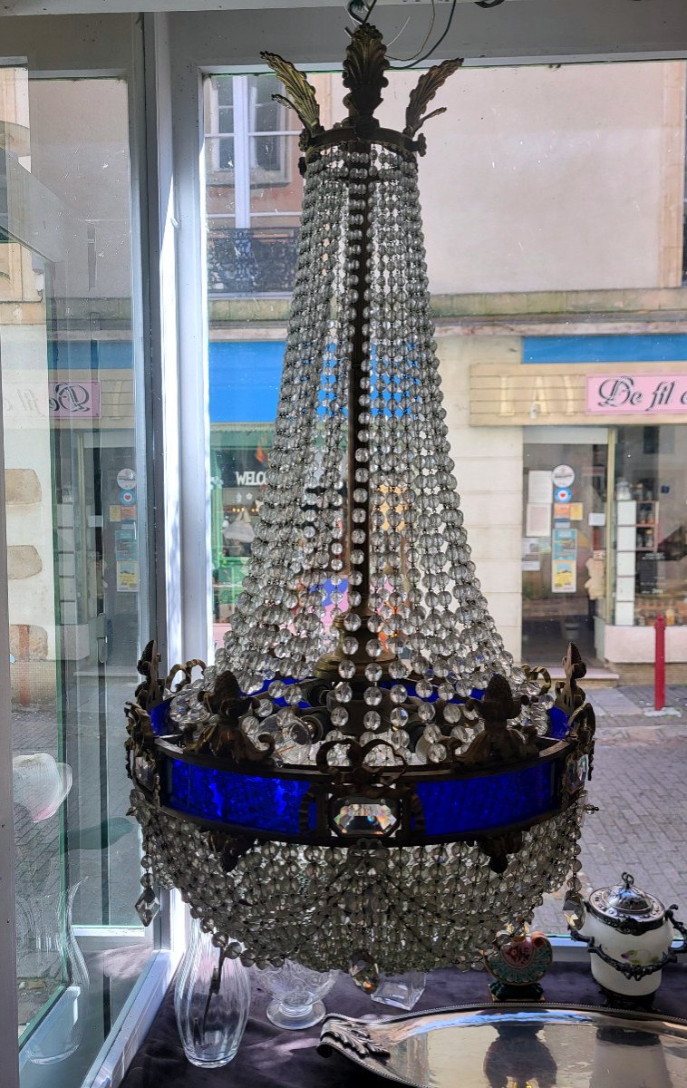 Baccarat Mongolian Shaped Tassel Chandelier-photo-1