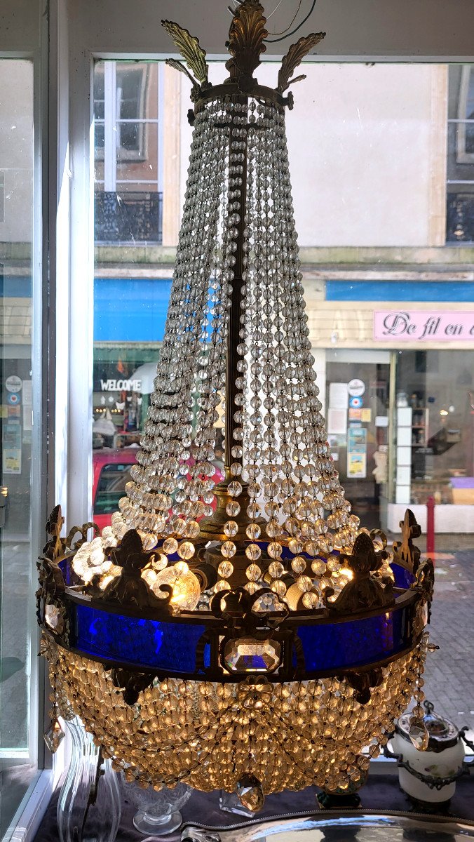 Baccarat Mongolian Shaped Tassel Chandelier