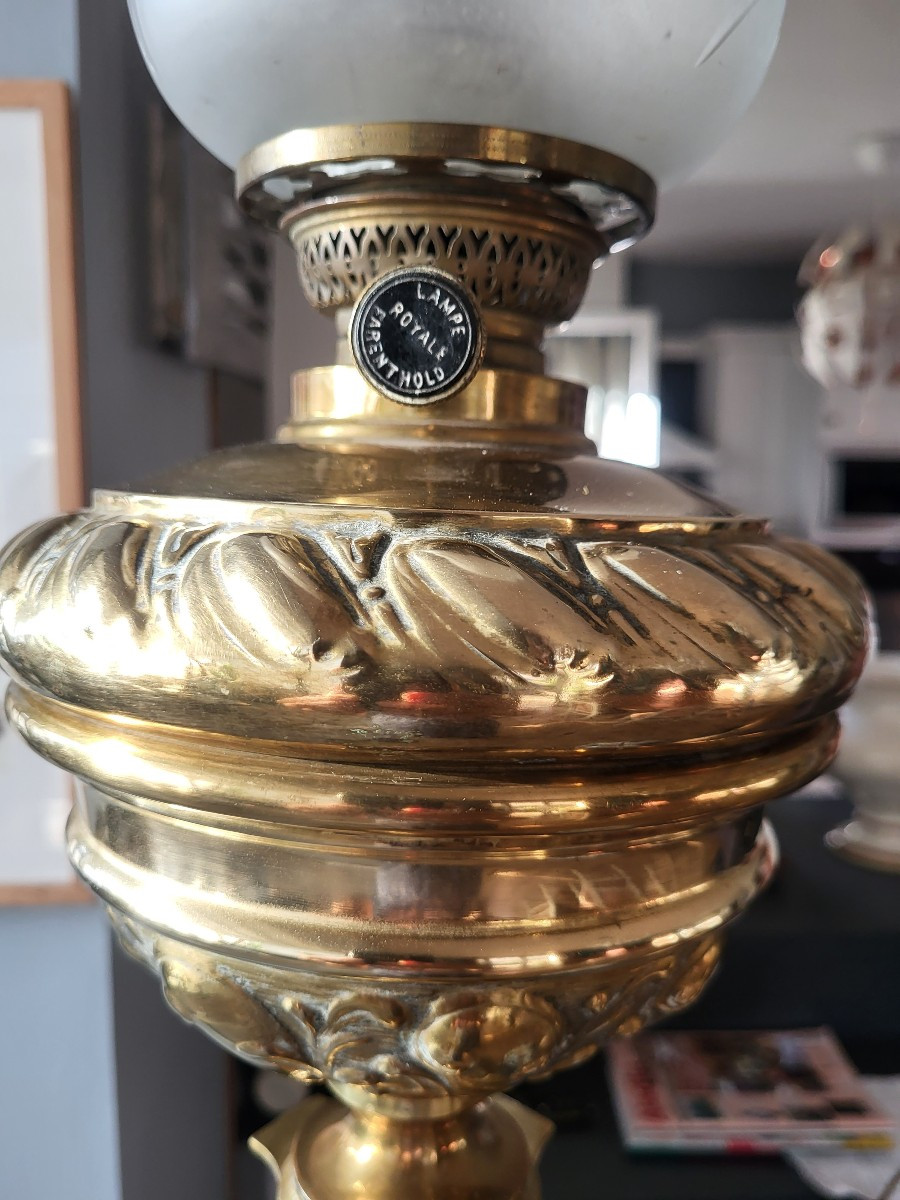 Grande lampe à pétrole bronze et laiton, style Art nouveau - XIXeme-photo-2