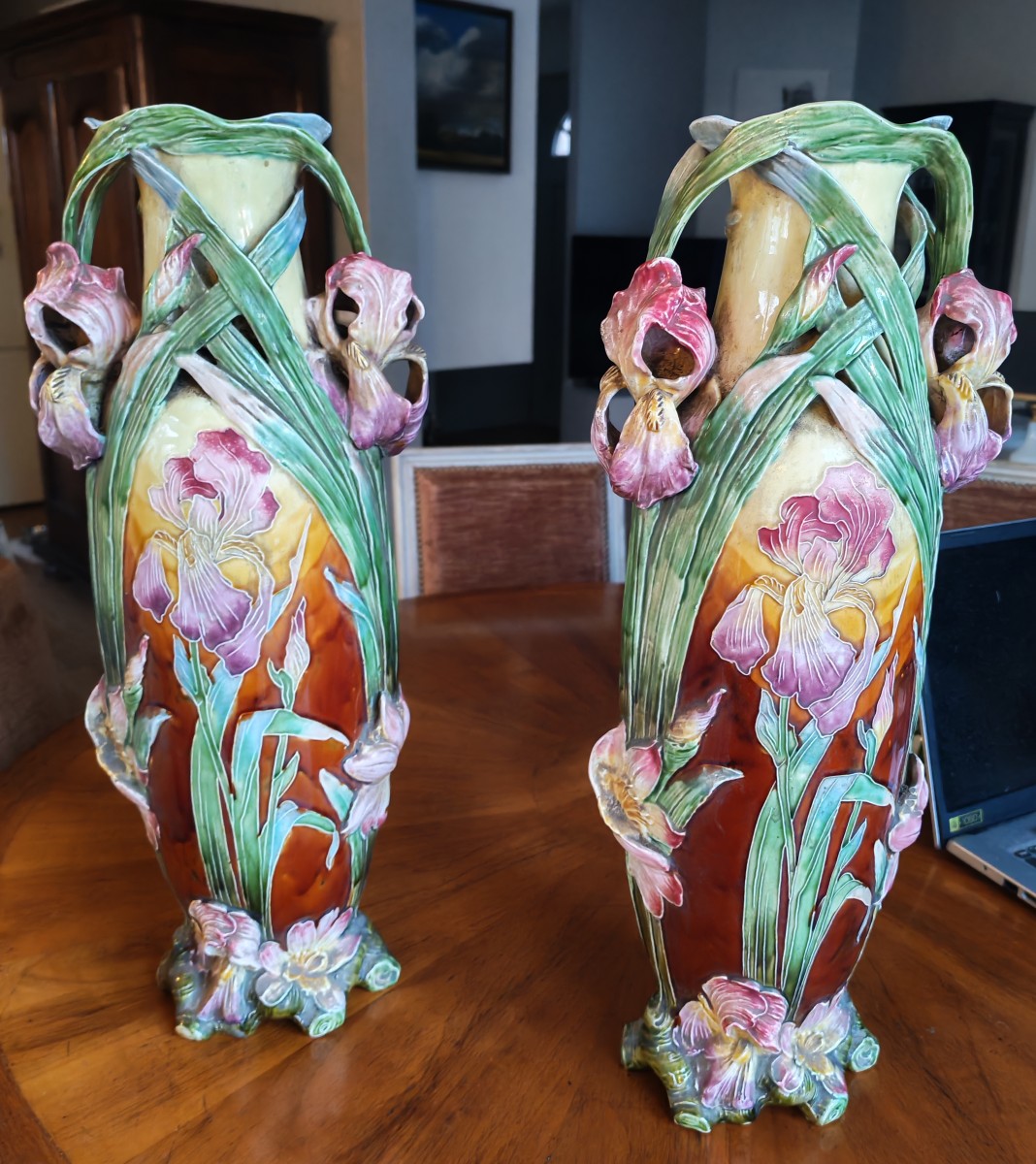 Pair Of Large French Continental Iris Vases - 20th Century (1900)-photo-2