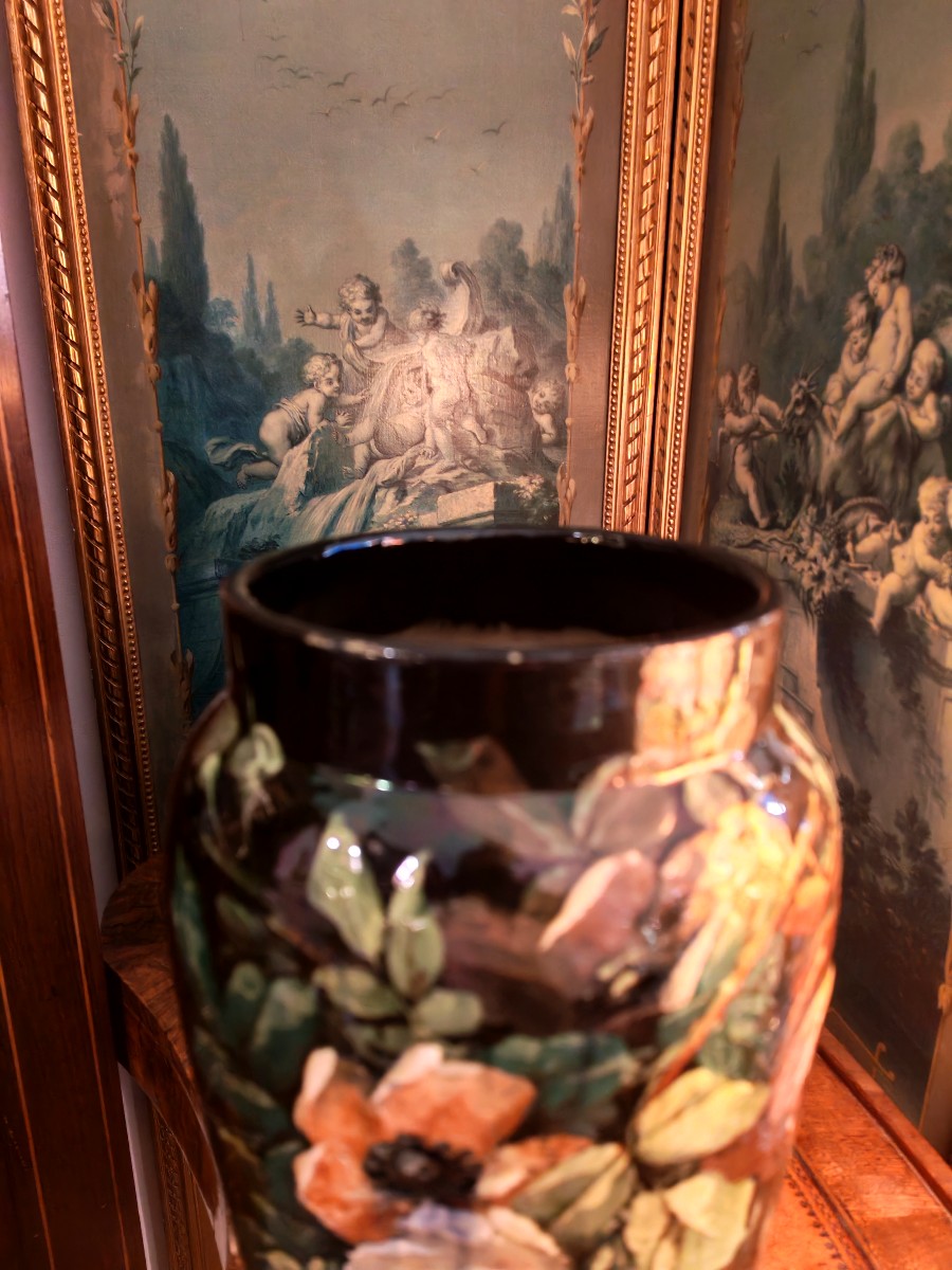 Decorative Vase With Roses, Montigny-sur-loing - 20th Century-photo-1