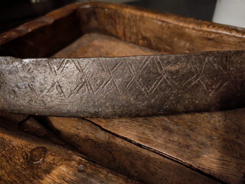 Authentic Solid Wood Bread Slice - 17th Century-photo-2