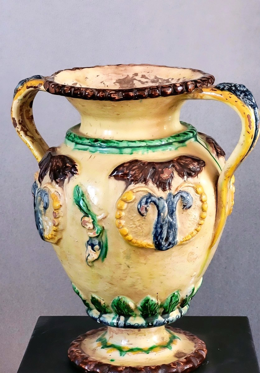 Paire de vases italiens e terre cuite vernissée XVIII