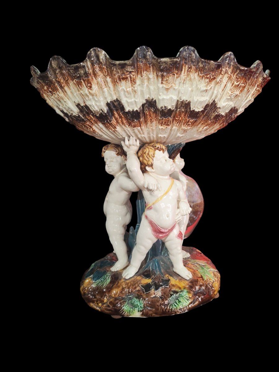 19th-century Barbotine Basin Depicting Three Putti, By Sergent-thomas.
