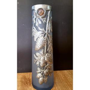 Large Vase In Opacified Glass Among And Pewter Frame