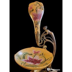 Particularly Art Nouveau Ceramic Shell Table, 19th Century