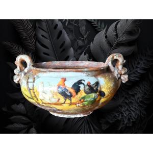 Jardinière ovale à anses sculptees en faïence  de Montigny-sur-Loing XIXᵉ  circa 1870,