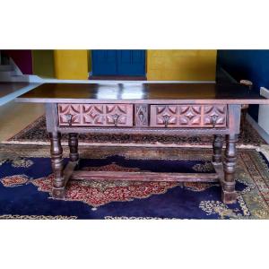 Table de réfectoire espagnole debut XVIIIeme