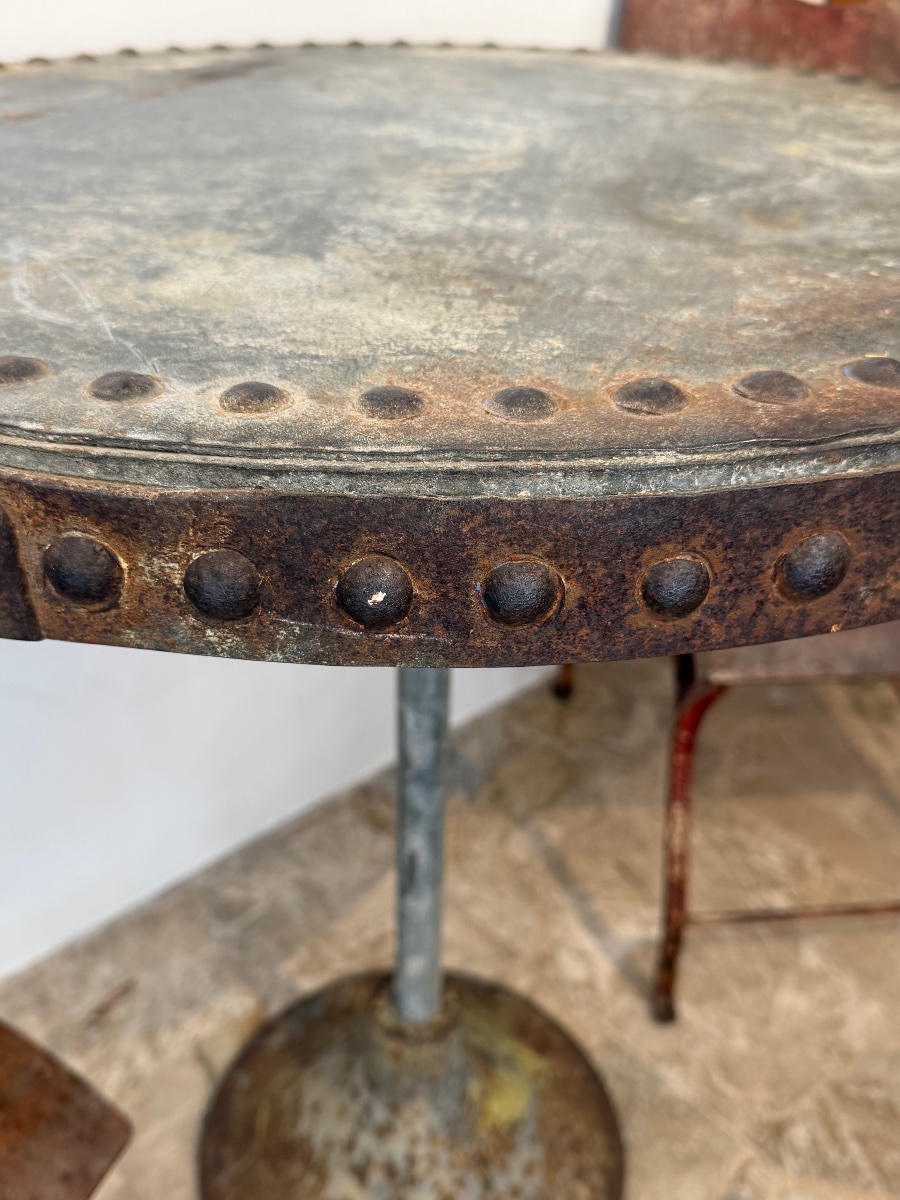 Paire de guéridons anciens en métal-photo-1