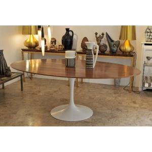 Oval Knoll Table