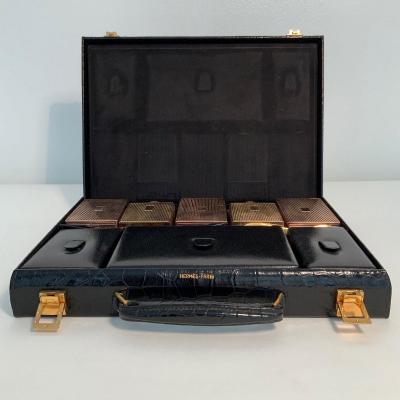 Rare  mallette de toilette de voyage en crocodile - Hermès Paris