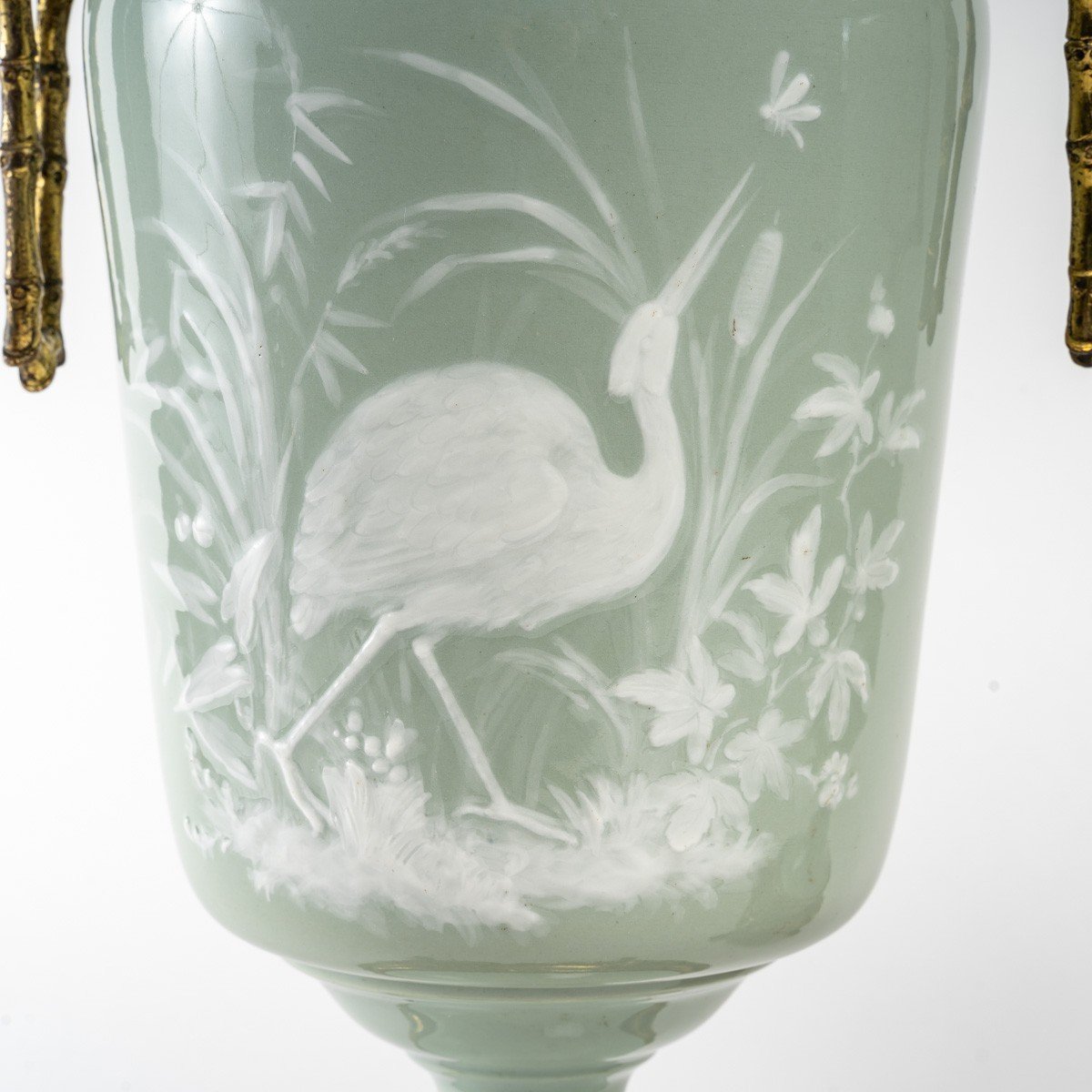 Paire de Vases Céladon aux Echassiers  "Pâte sur Pâte" At à Sèvres 1870 -photo-1