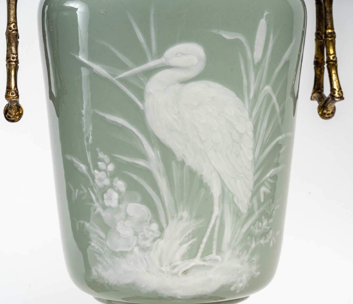 Paire de Vases Céladon aux Echassiers  "Pâte sur Pâte" At à Sèvres 1870 -photo-2