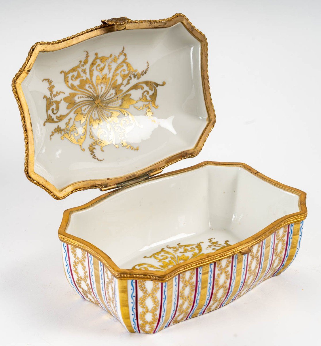 Le Tallec  "Coffret  Grignan  bleu" pour La Marquise de Sévigné-photo-2