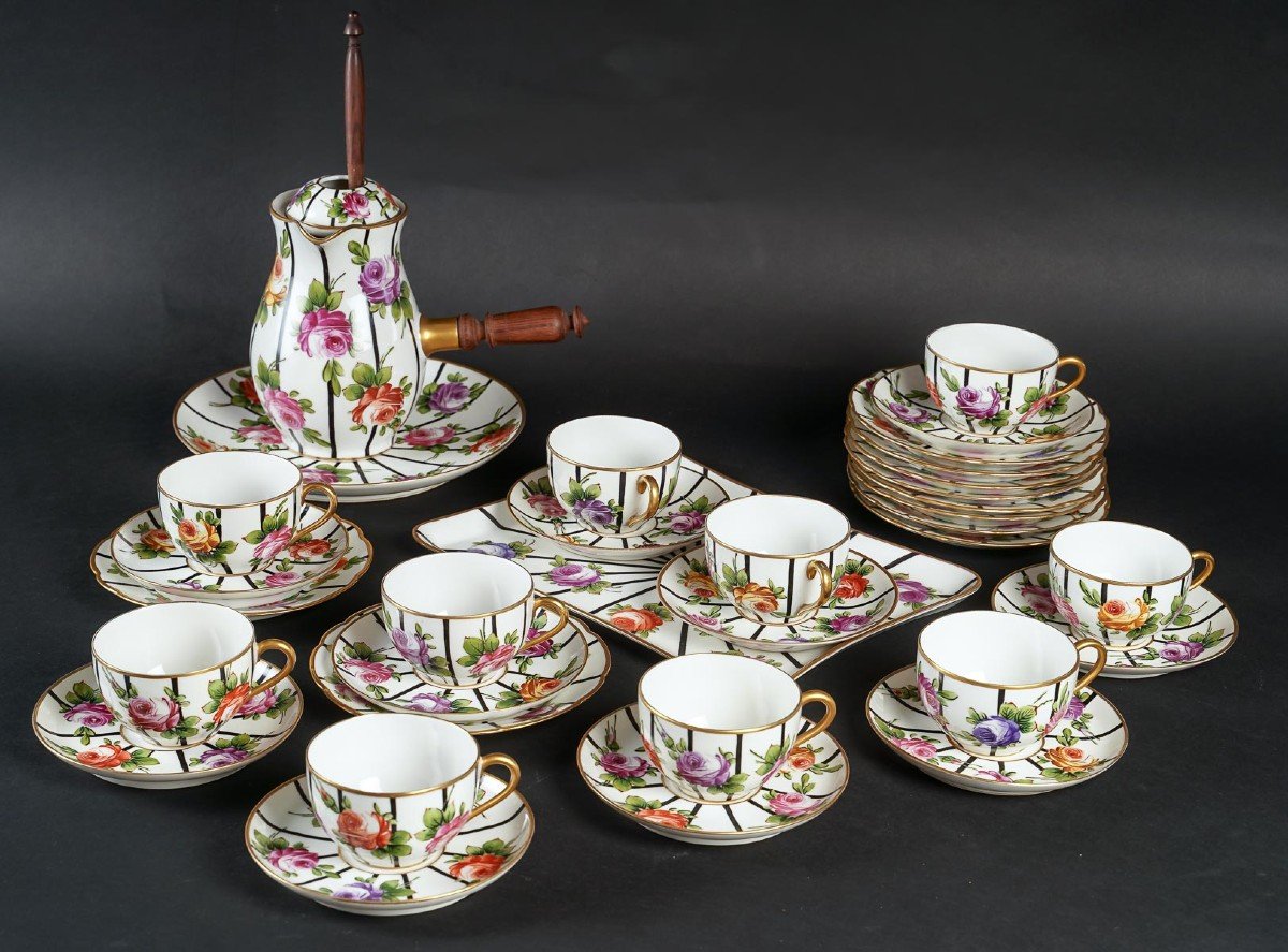 Chocolate Service With Polychrome Roses "delvaux Rue Royale Paris 1880"