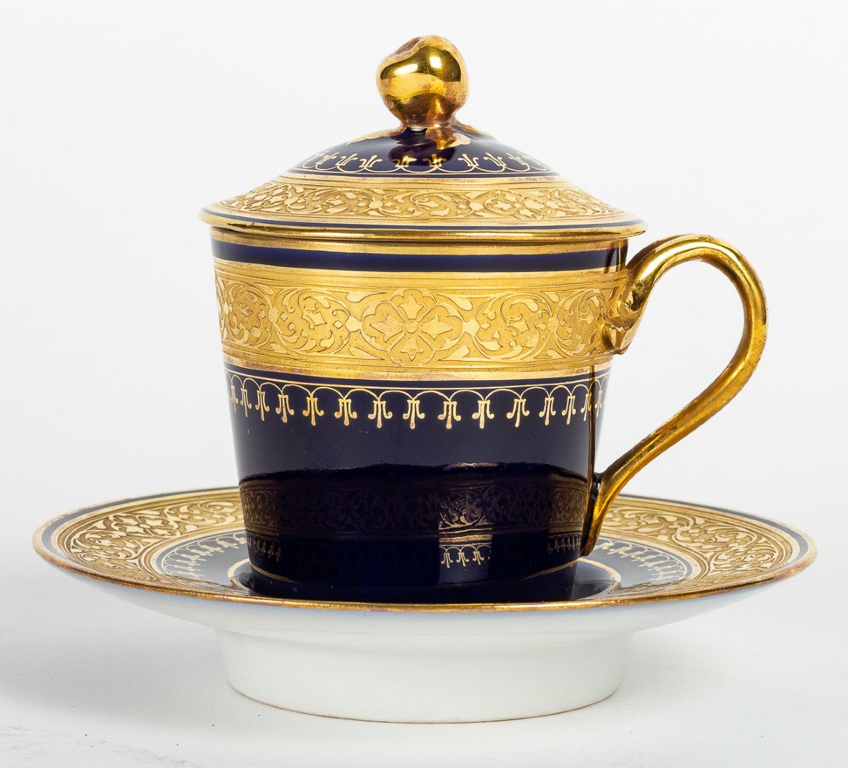 Tasse Trembleuse bleu et or Limoges-photo-2